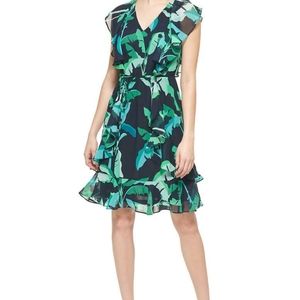 🆕Tommy Hilfiger Fit and Flare  Dress SZ 14